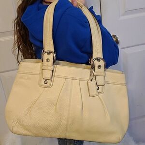 Coach Leather Pleated pebbled Soho bag F13733